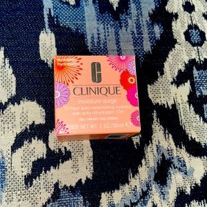 Clinique 72H Moisture Surge Hydrator
